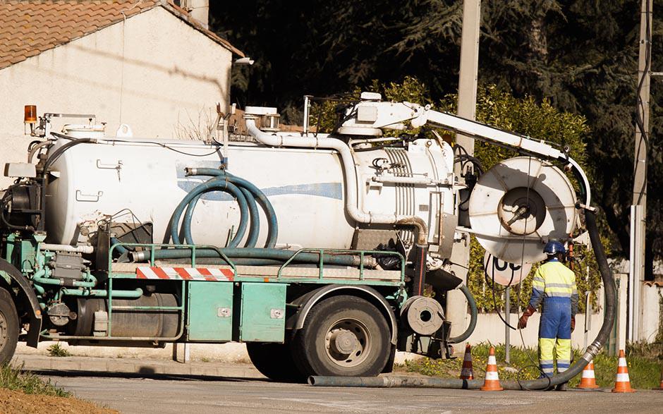 dégorgement canalisation Ris-Orangis